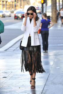 Olivia Culpo feet photo thumbnail