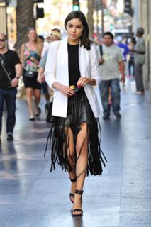 Olivia Culpo feet photo thumbnail