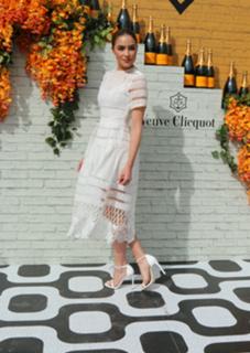 Olivia Culpo feet photo thumbnail