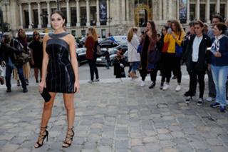 Olivia Culpo feet photo thumbnail