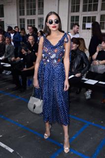 Olivia Culpo feet photo thumbnail