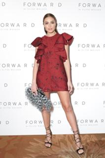 Olivia Culpo feet photo thumbnail
