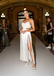Olivia Culpo feet photo thumbnail