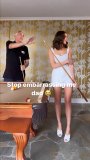 Olivia Culpo feet photo thumbnail