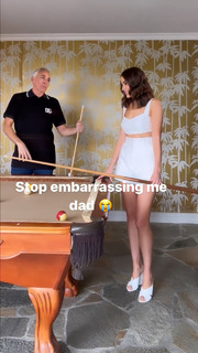 Olivia Culpo feet photo thumbnail