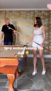Olivia Culpo feet photo thumbnail