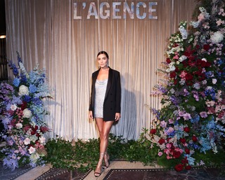 Olivia Culpo feet photo thumbnail