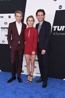 Olivia DeJonge feet photo thumbnail