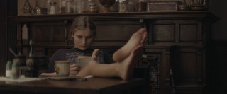 Olivia DeJonge feet photo thumbnail