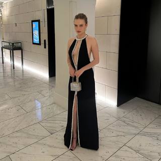 Olivia DeJonge feet photo thumbnail