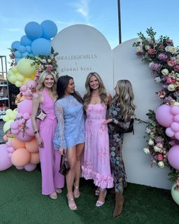 Olivia Faye feet photo 15