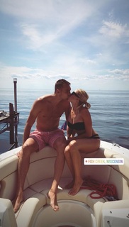 Olivia Harlan feet photo 9