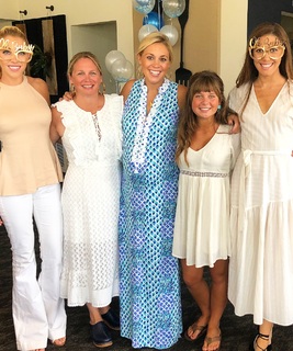 Olivia Harlan feet photo 13