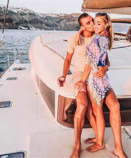 Olivia Harlan feet photo 1