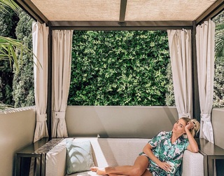 Olivia Harlan feet photo 13