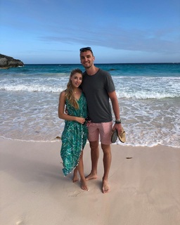 Olivia Harlan feet photo 11