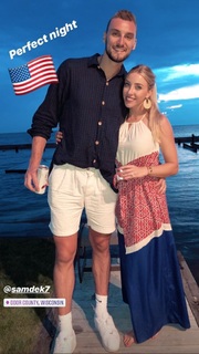 Olivia Harlan feet photo 19