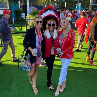 Olivia Harlan feet photo 1