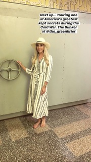 Olivia Harlan feet photo 3