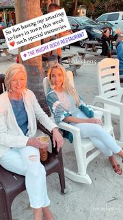 Olivia Harlan feet photo 5