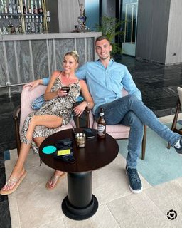 Olivia Harlan feet photo 17