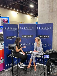 Olivia Harlan feet photo 14