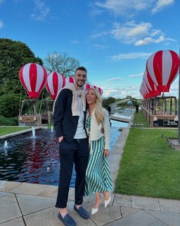 Olivia Harlan feet photo 9