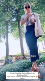 Olivia Harlan feet photo 11