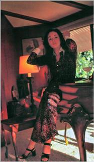 Olivia Hussey feet photo 13