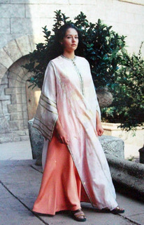 Olivia Hussey feet photo 9