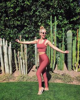 Olivia Jordan feet photo 10