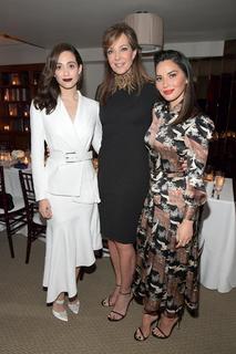 Olivia Munn feet photo thumbnail