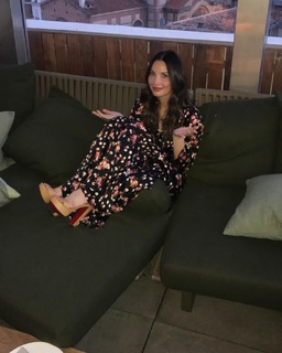 Olivia Munn feet photo thumbnail