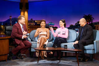 Olivia Munn feet photo thumbnail