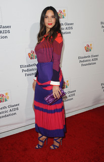 Olivia Munn feet photo thumbnail