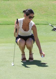 Olivia Munn feet photo thumbnail