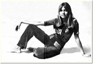 Olivia Newton-John feet photo thumbnail