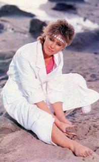 Olivia Newton-John feet photo thumbnail
