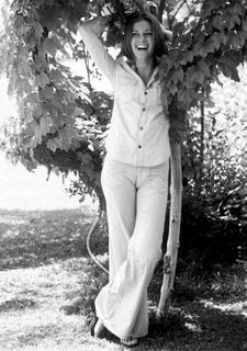 Olivia Newton-John feet photo thumbnail