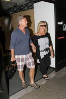 Olivia Newton-John feet photo thumbnail
