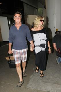 Olivia Newton-John feet photo thumbnail