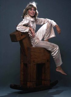 Olivia Newton-John feet photo thumbnail