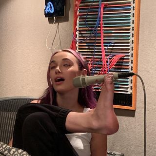 Olivia O'Brien feet photo 2