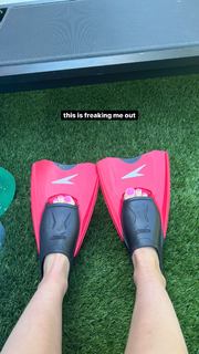 Olivia O'Brien feet photo 2