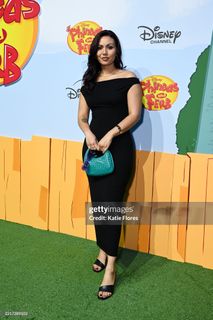 Olivia Olson feet photo 4