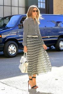 Olivia Palermo feet photo thumbnail