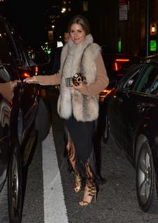 Olivia Palermo feet photo thumbnail