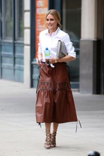 Olivia Palermo feet photo thumbnail