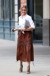 Olivia Palermo feet photo thumbnail