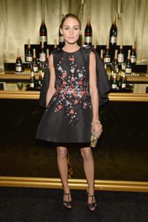 Olivia Palermo feet photo thumbnail